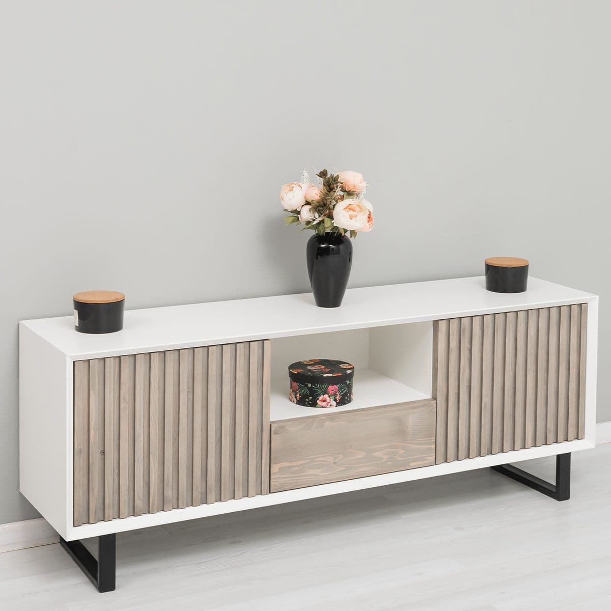 Comoda TV living Pianno cu 2 usi si 1 sertar, lemn masiv + mdf, 160 x 40 x 60 cm