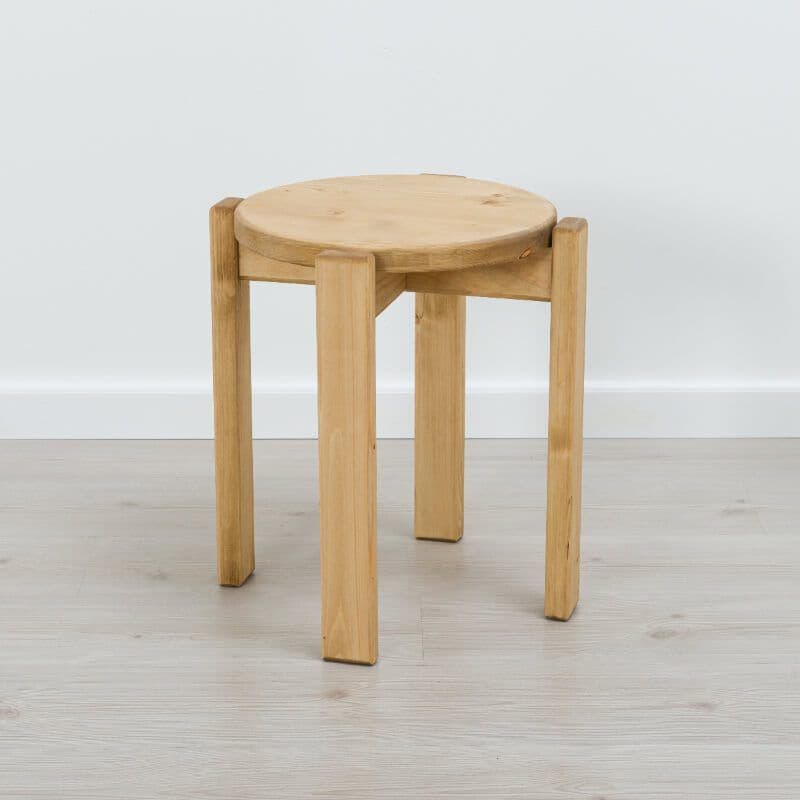 Scaun / Taburet stivuibil rustic din lemn masiv, 41 x 41 x 45 cm